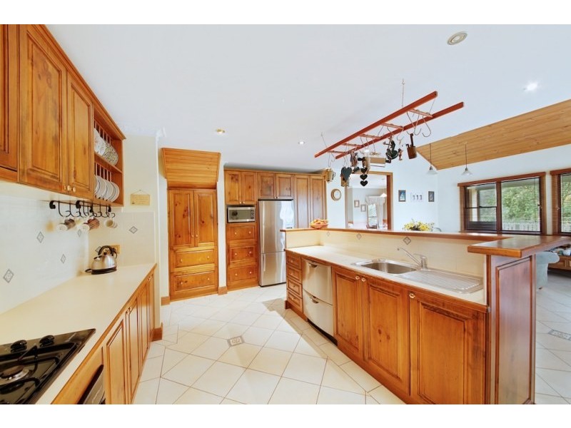 6 Remembrance Drive, Tahmoor NSW 2573