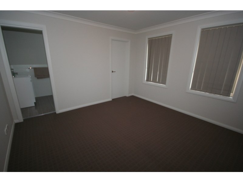 5 Ancona Drive, Spring Farm NSW 2570