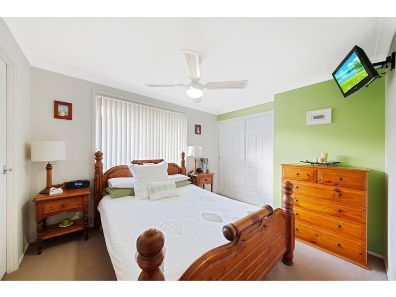 16 Farrendon Street, Mount Annan NSW 2567