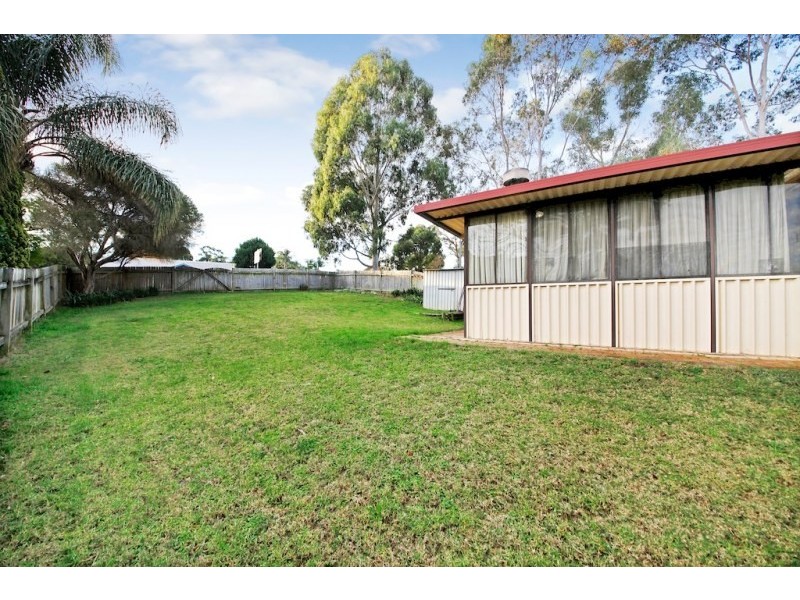 35 Southdown Road, Elderslie NSW 2570