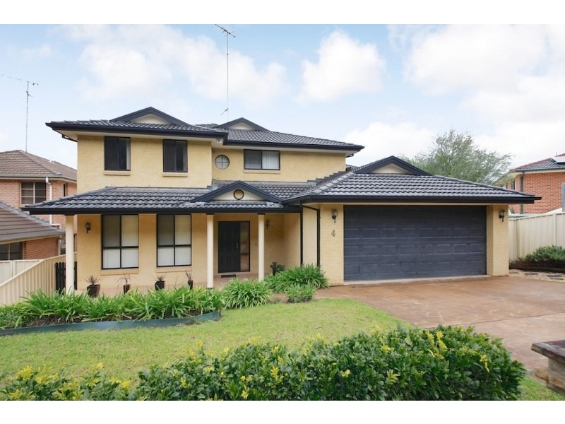 4  Mueller Way, Mount Annan NSW 2567