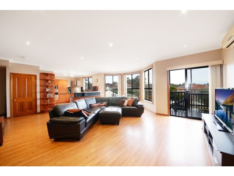 4  Mueller Way, Mount Annan NSW 2567