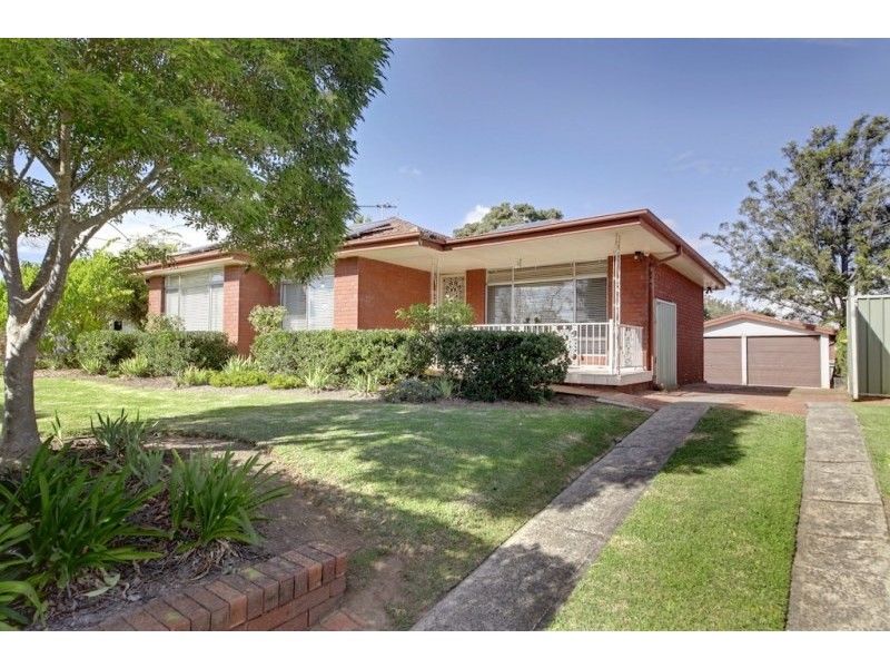 20 Macquarie Avenue, Camden NSW 2570