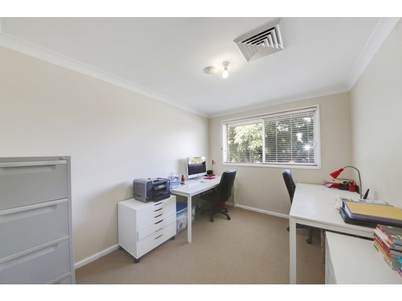 20 Macquarie Avenue, Camden NSW 2570