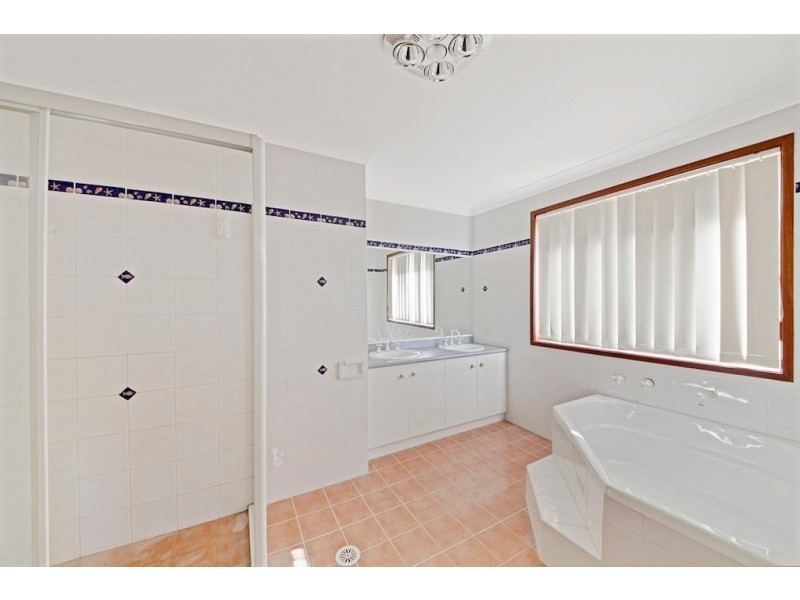 1 Dore Place, Mount Annan NSW 2567