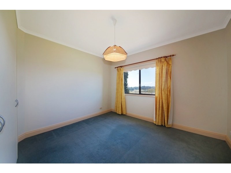 The Oaks NSW 2570