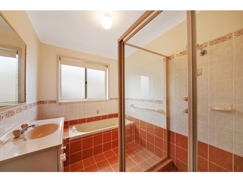 4 Buna Close, Mount Annan NSW 2567