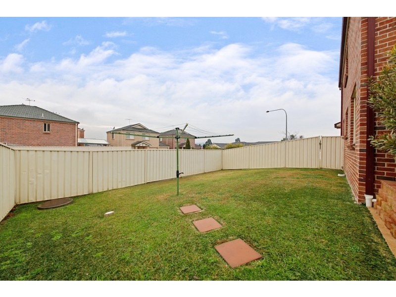 4 Buna Close, Mount Annan NSW 2567