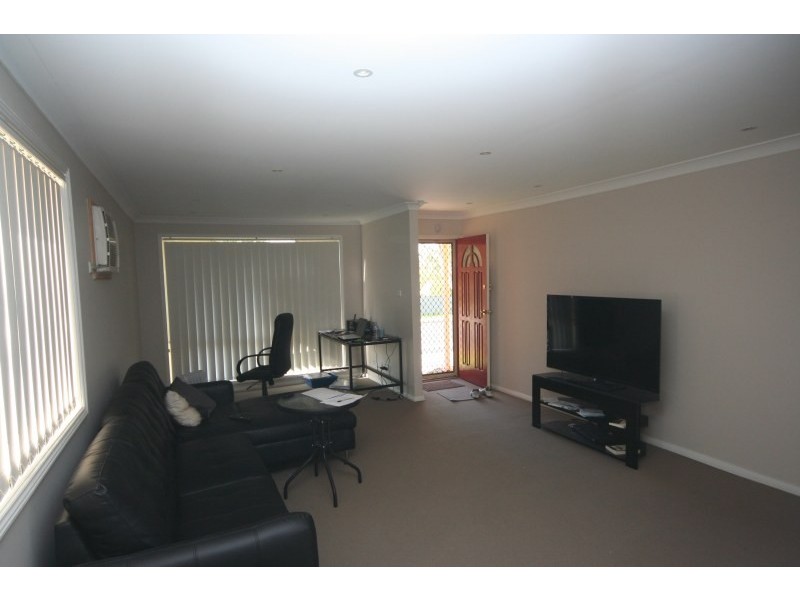 Unit 2/68 Doncaster Avenue, Narellan NSW 2567