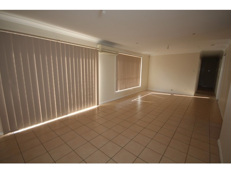 1c Watson Road, Mount Annan NSW 2567