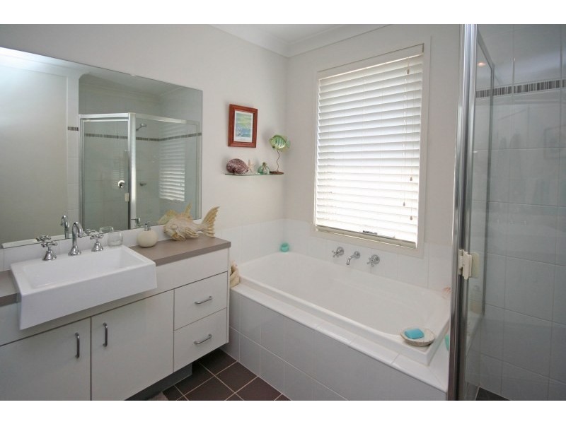 17 Dann Lane, Elderslie NSW 2570