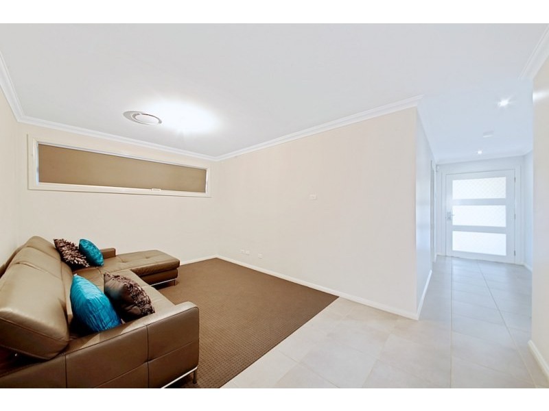 7 Butler Street, Gregory Hills NSW 2557