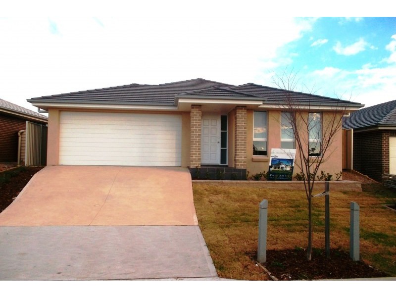 13 Ambrose Street, Oran Park NSW 2570