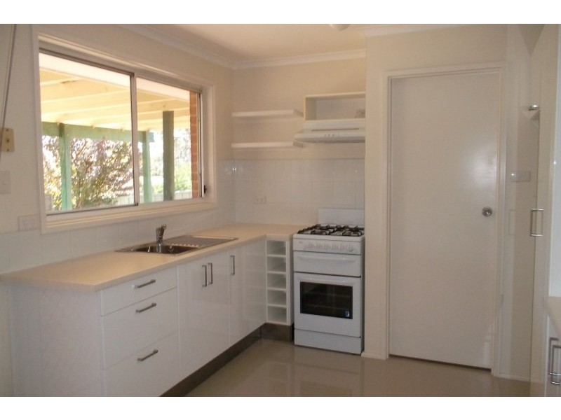 284 Welling Drive, Mount Annan NSW 2567