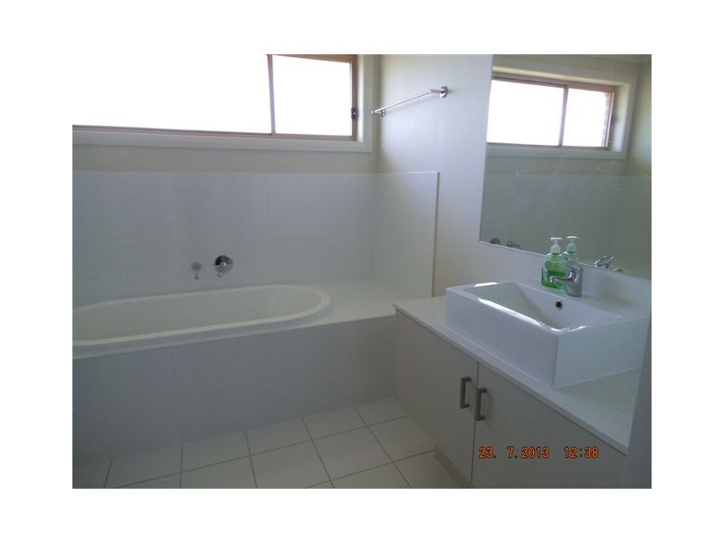 20 Lombardi Circuit, Oran Park NSW 2570