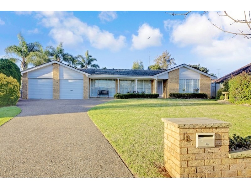 18 Huthnance Place, Camden South NSW 2570