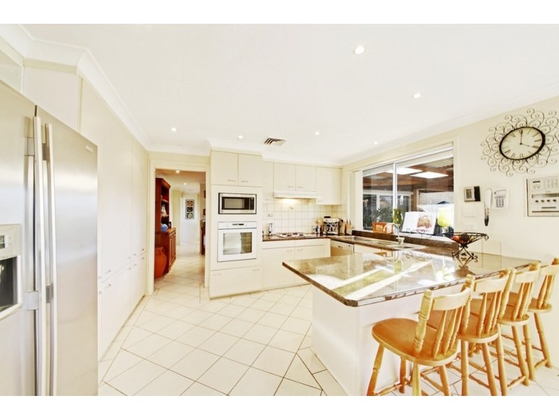 18 Huthnance Place, Camden South NSW 2570