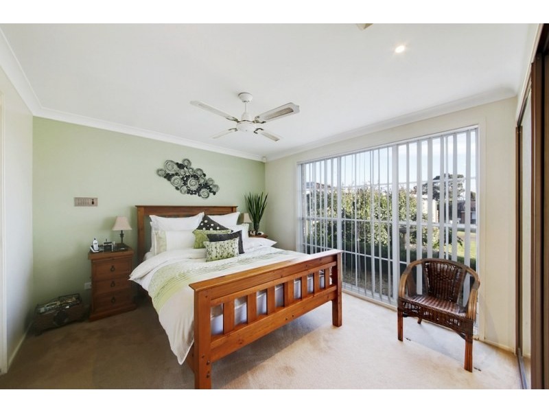 18 Huthnance Place, Camden South NSW 2570