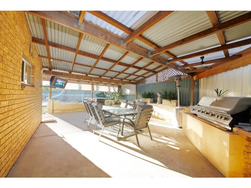 18 Huthnance Place, Camden South NSW 2570