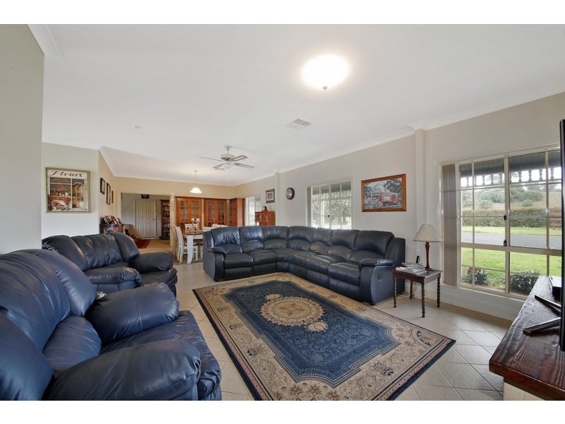 12 Nectarbrook Drive, Theresa Park NSW 2570