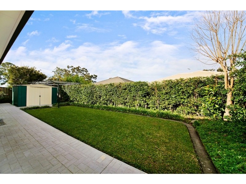 32 MacArthur Circuit, Camden Park NSW 2570