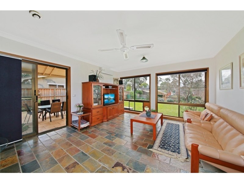 9 English Avenue, Camden South NSW 2570