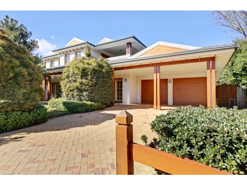 8 Bridgewater Boulevard, Camden Park NSW 2570