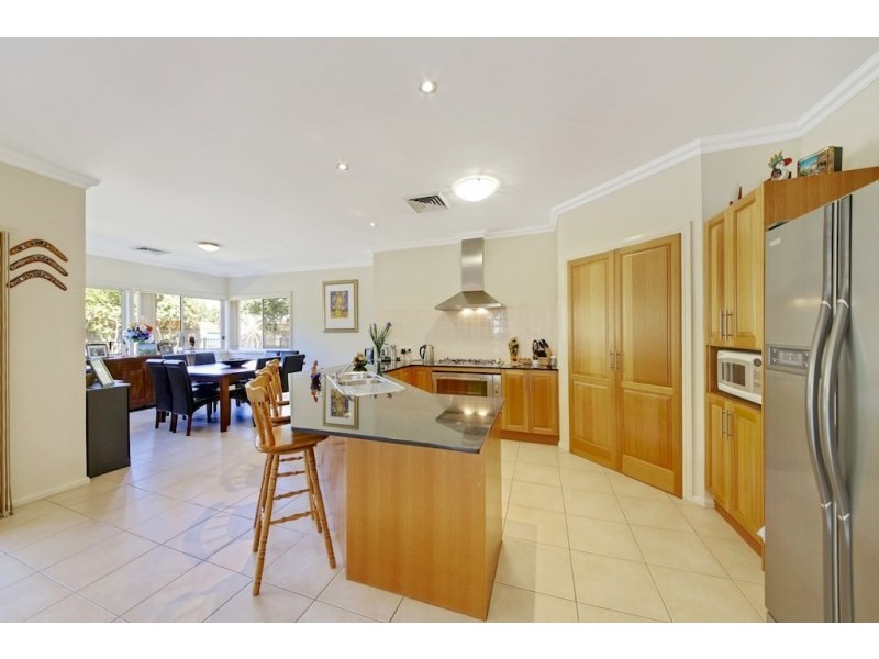 8 Bridgewater Boulevard, Camden Park NSW 2570