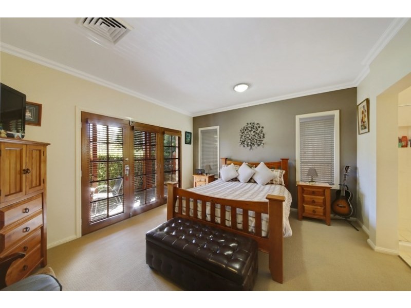 8 Bridgewater Boulevard, Camden Park NSW 2570