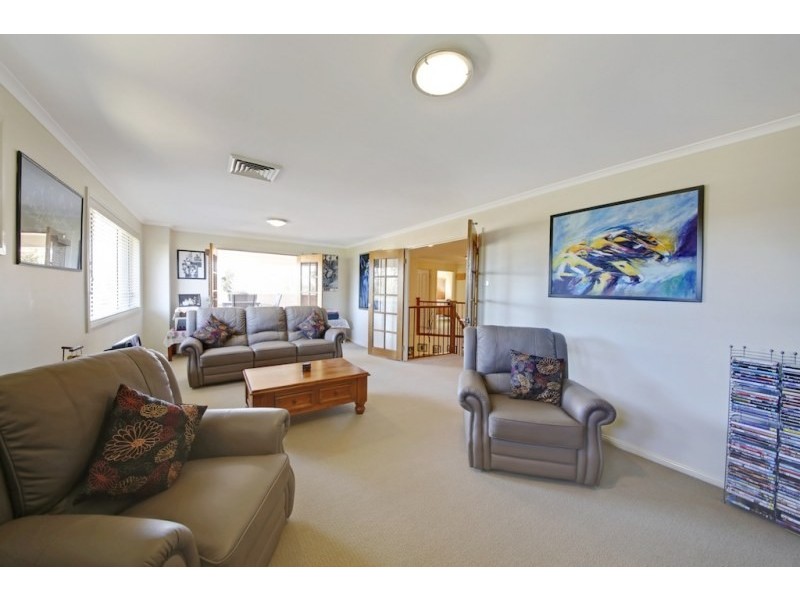 8 Bridgewater Boulevard, Camden Park NSW 2570