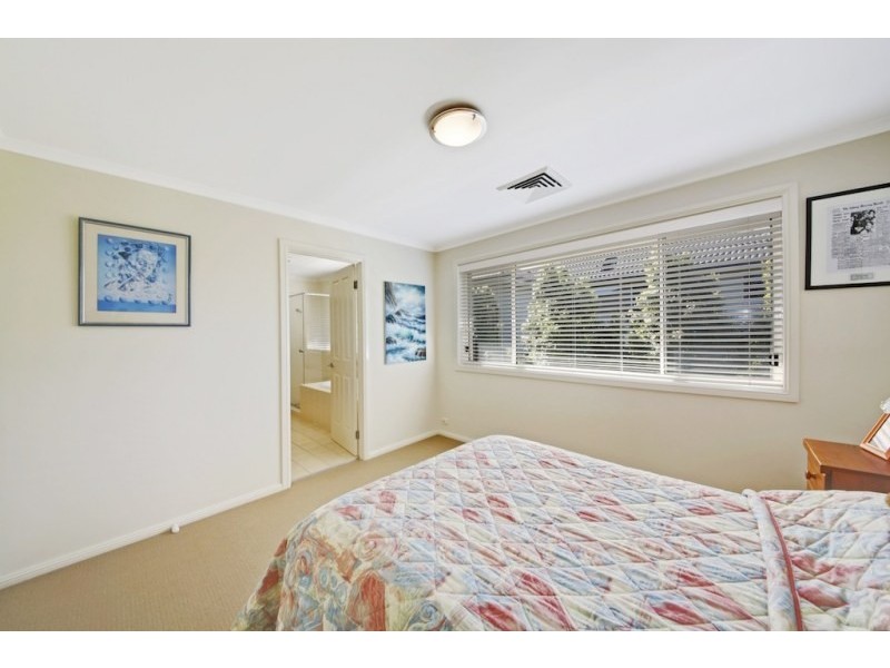 8 Bridgewater Boulevard, Camden Park NSW 2570