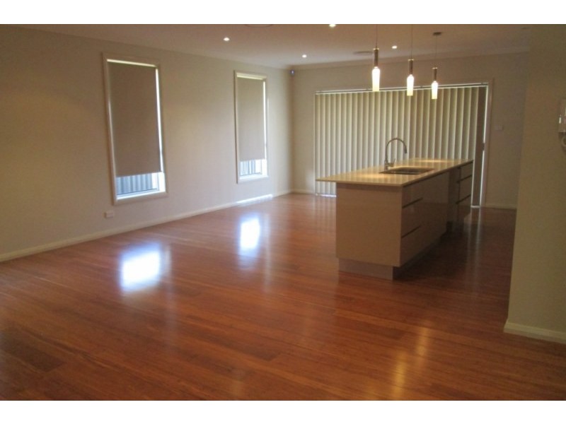 13 Franzman Avenue, Elderslie NSW 2570