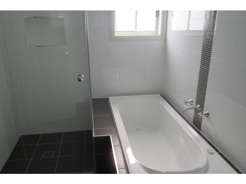 13 Franzman Avenue, Elderslie NSW 2570