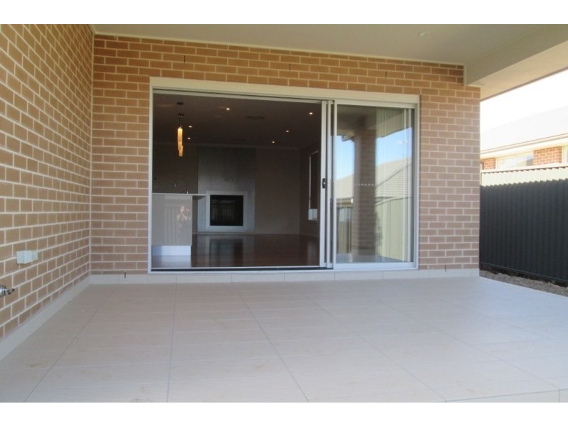 13 Franzman Avenue, Elderslie NSW 2570