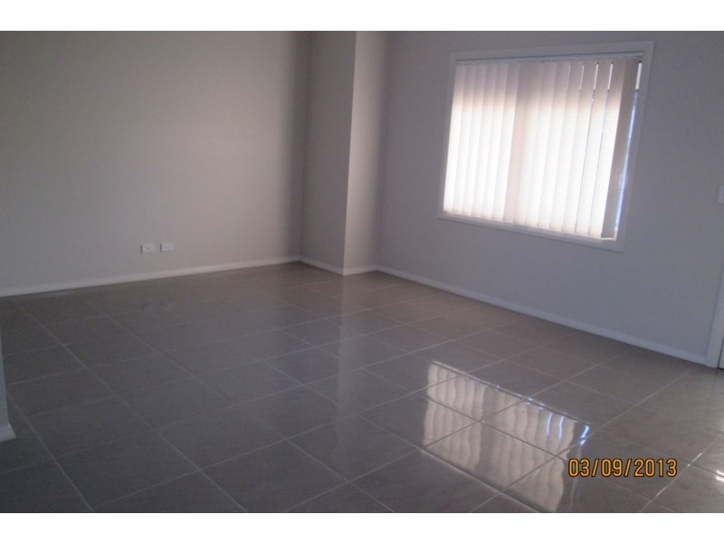 Unit 1/62-64 Castlereagh Street, Tahmoor NSW 2573