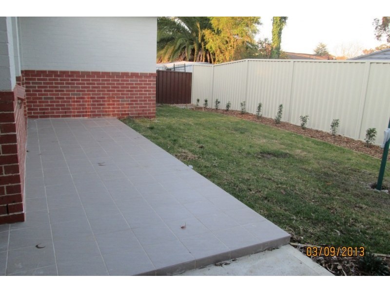 Unit 1/62-64 Castlereagh Street, Tahmoor NSW 2573