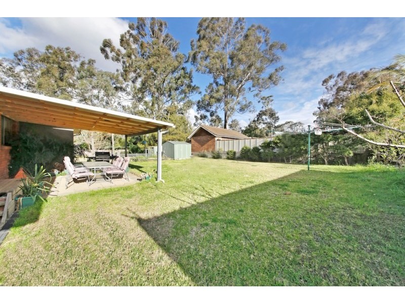 19 Elizabeth Macarthur Avenue, Camden South NSW 2570