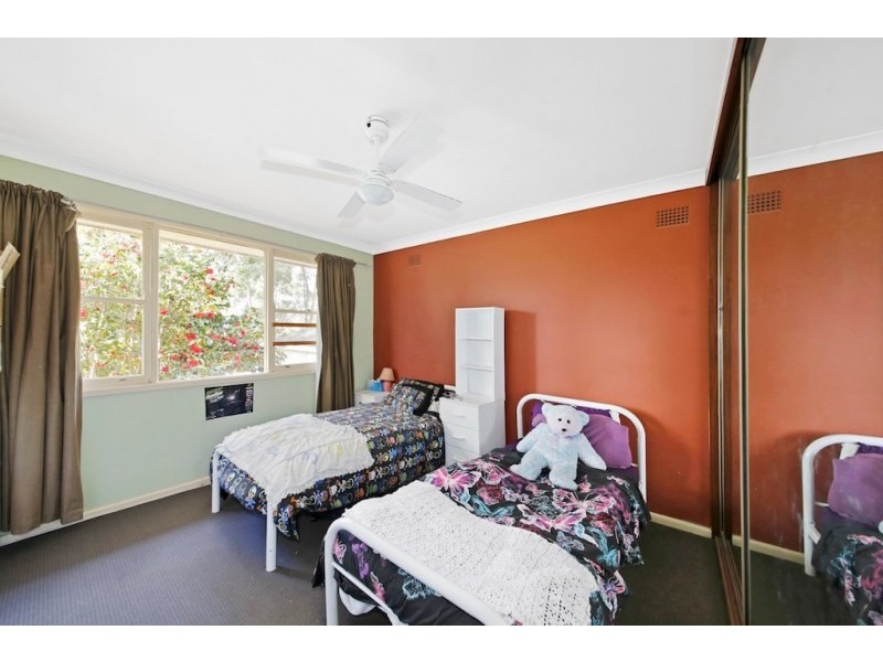 19 Elizabeth Macarthur Avenue, Camden South NSW 2570