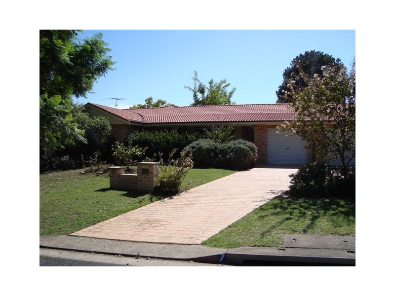 7 Cashmere Drive, Elderslie NSW 2570