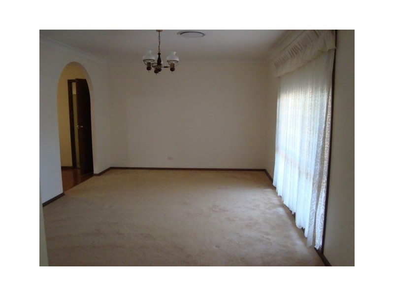 7 Cashmere Drive, Elderslie NSW 2570