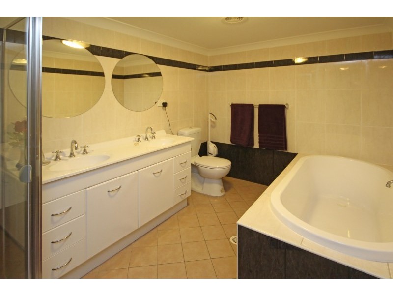 Unit 3/1-7 Barsden Street, Camden NSW 2570
