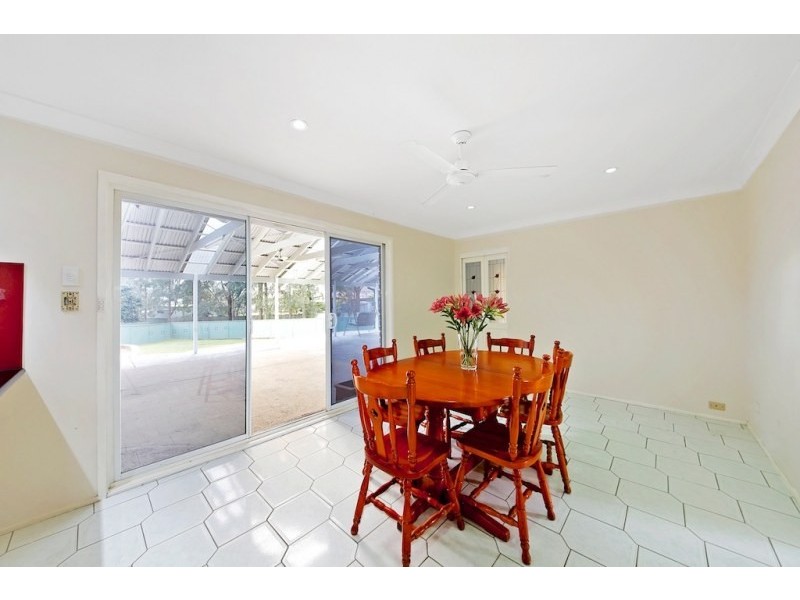 1 Marsh Place, The Oaks NSW 2570