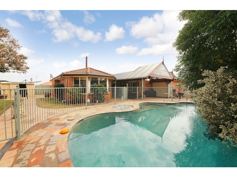 16 Ridgeview Place, Narellan NSW 2567