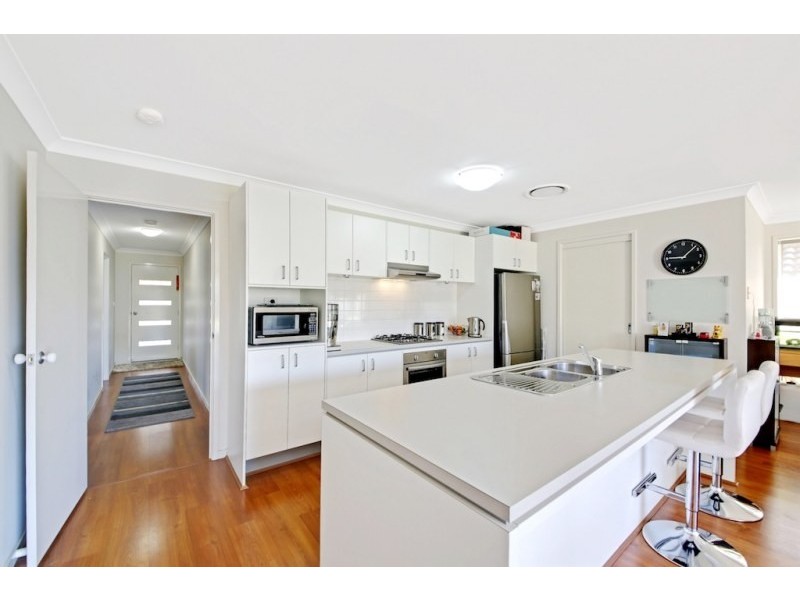 34 Kerrigan Crescent, Elderslie NSW 2570