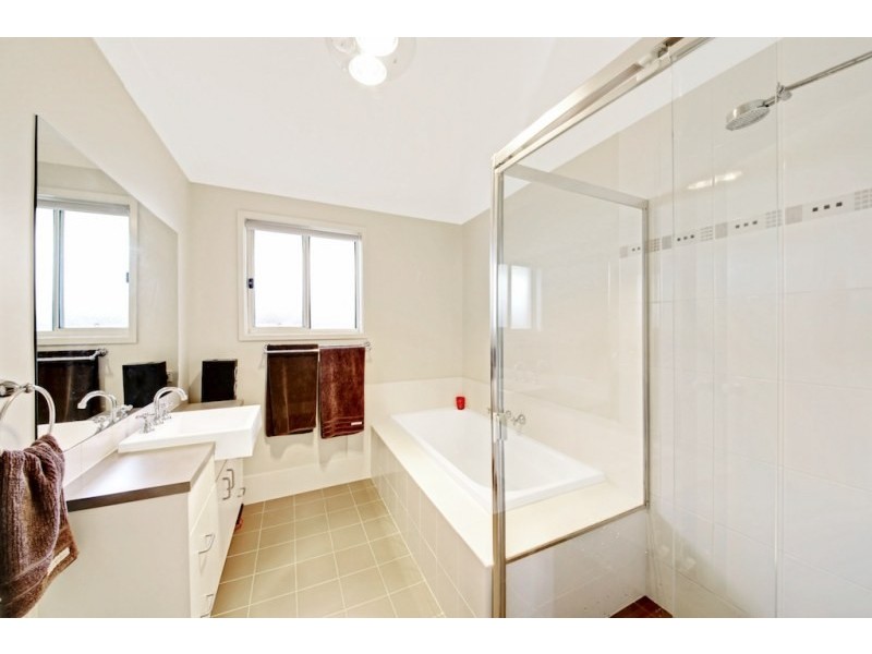 34 Kerrigan Crescent, Elderslie NSW 2570