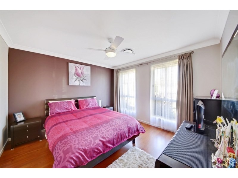 34 Kerrigan Crescent, Elderslie NSW 2570