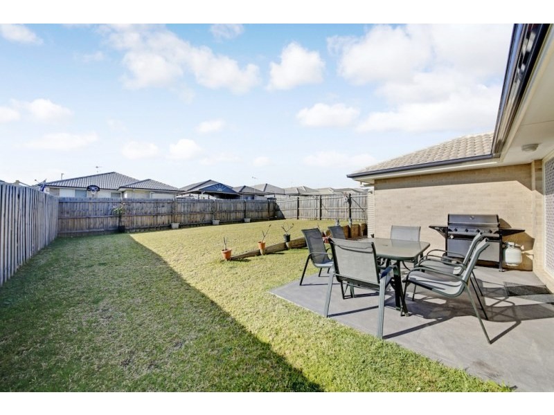 34 Kerrigan Crescent, Elderslie NSW 2570