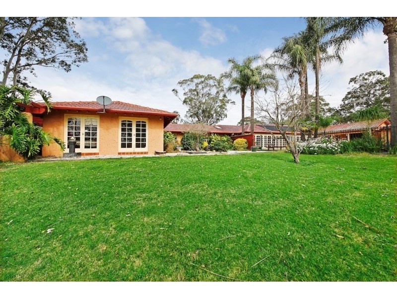 24 Araluen Place, Camden South NSW 2570