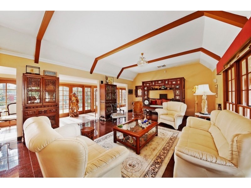 24 Araluen Place, Camden South NSW 2570