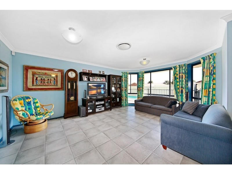 2 Coopworth Road, Elderslie NSW 2570